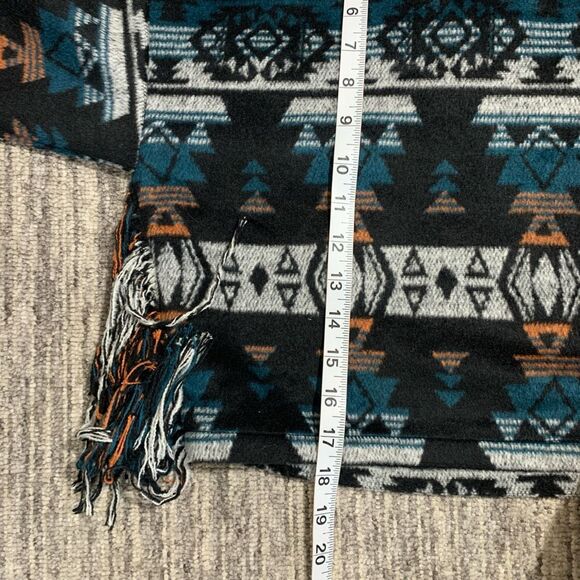 Romeo + Juliette Couture Women Sweater Small Southwest Aztec Short Sleeve Fringe - Picture 4 of 5